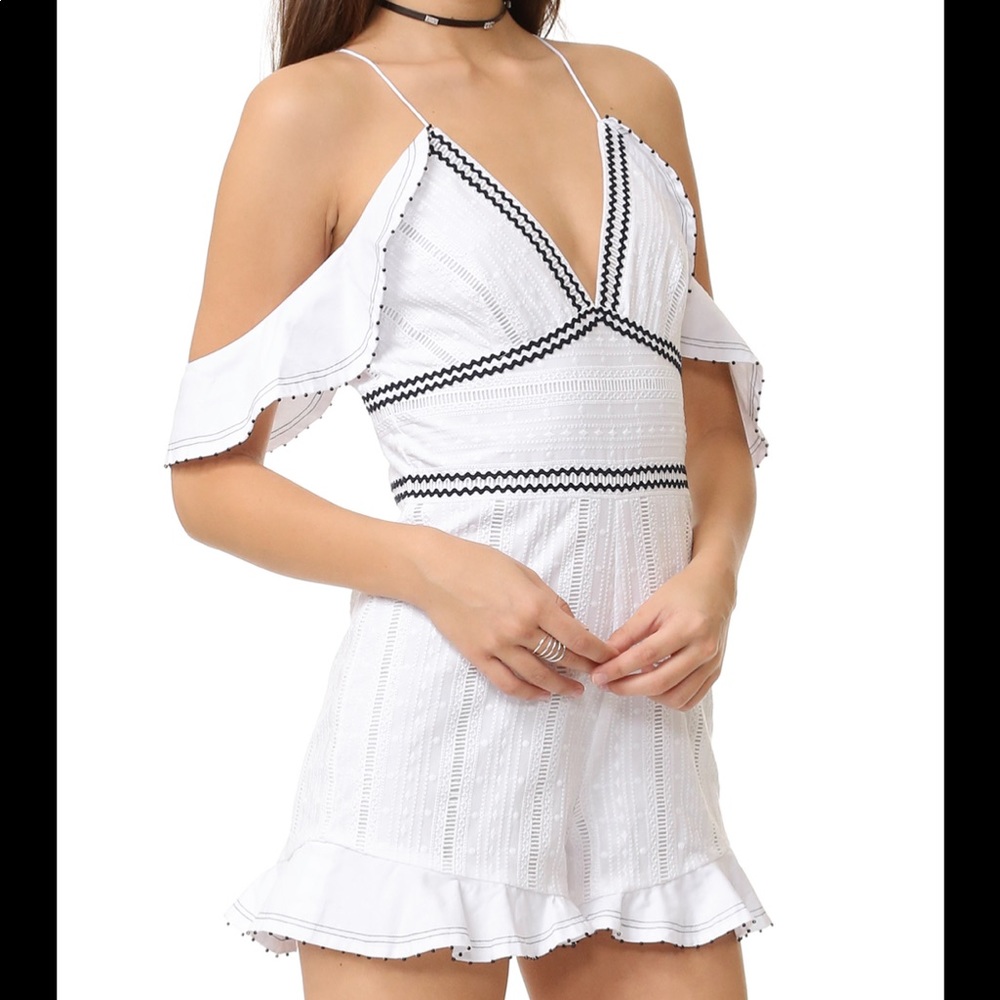 Saylor Shayna Zigzag Romper White Navy Size Small